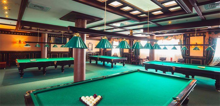 Новини Вінниці - фото з Багаторазова призерка чемпіонатів світу Тетяна Тучак навчала дітей азам більярду