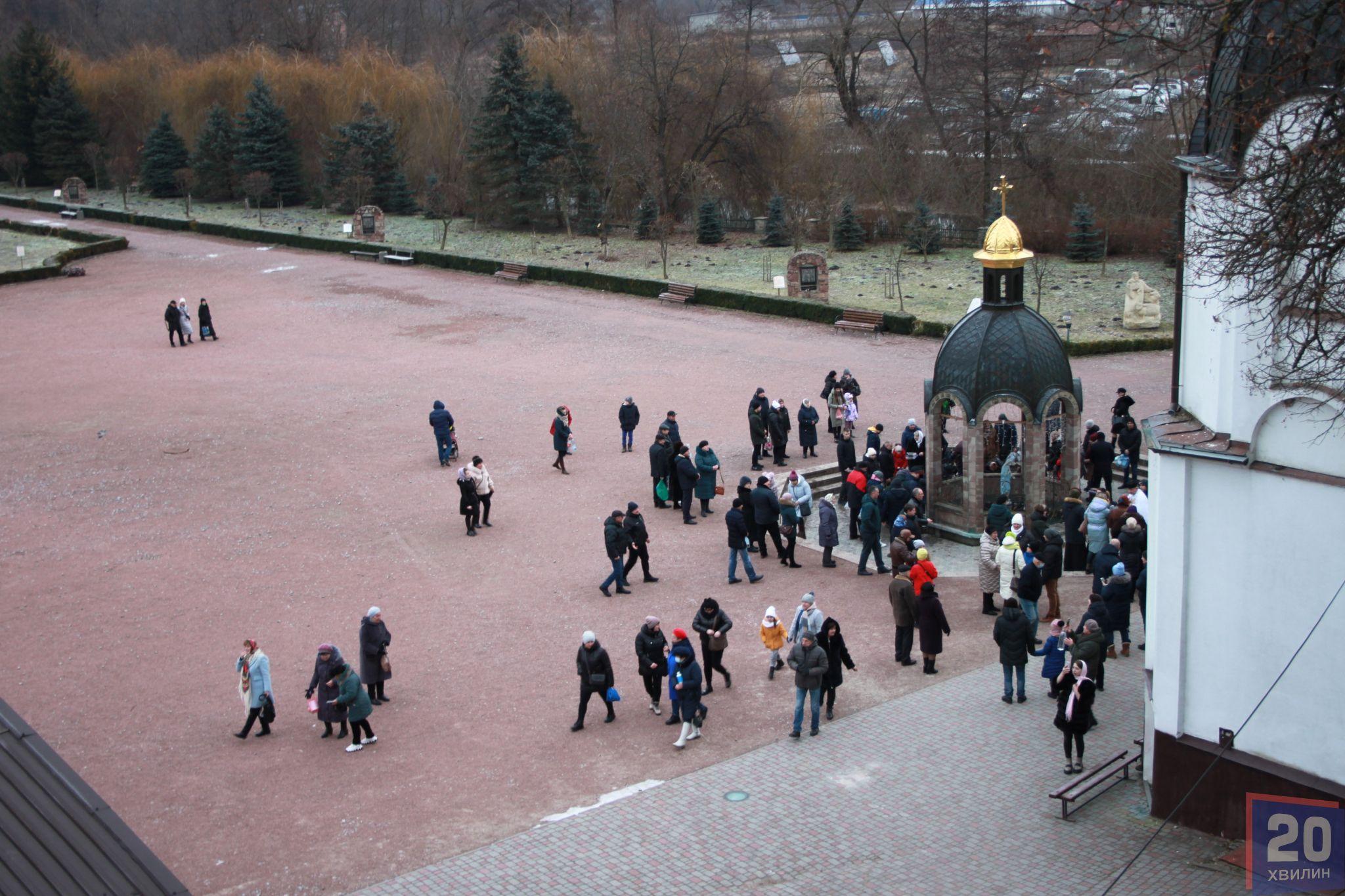 Новини Тернополя - фото з Як святкують Різдвяні свята у Зарваниці: що цікавого можна тут побачити. Ексклюзивний репортаж