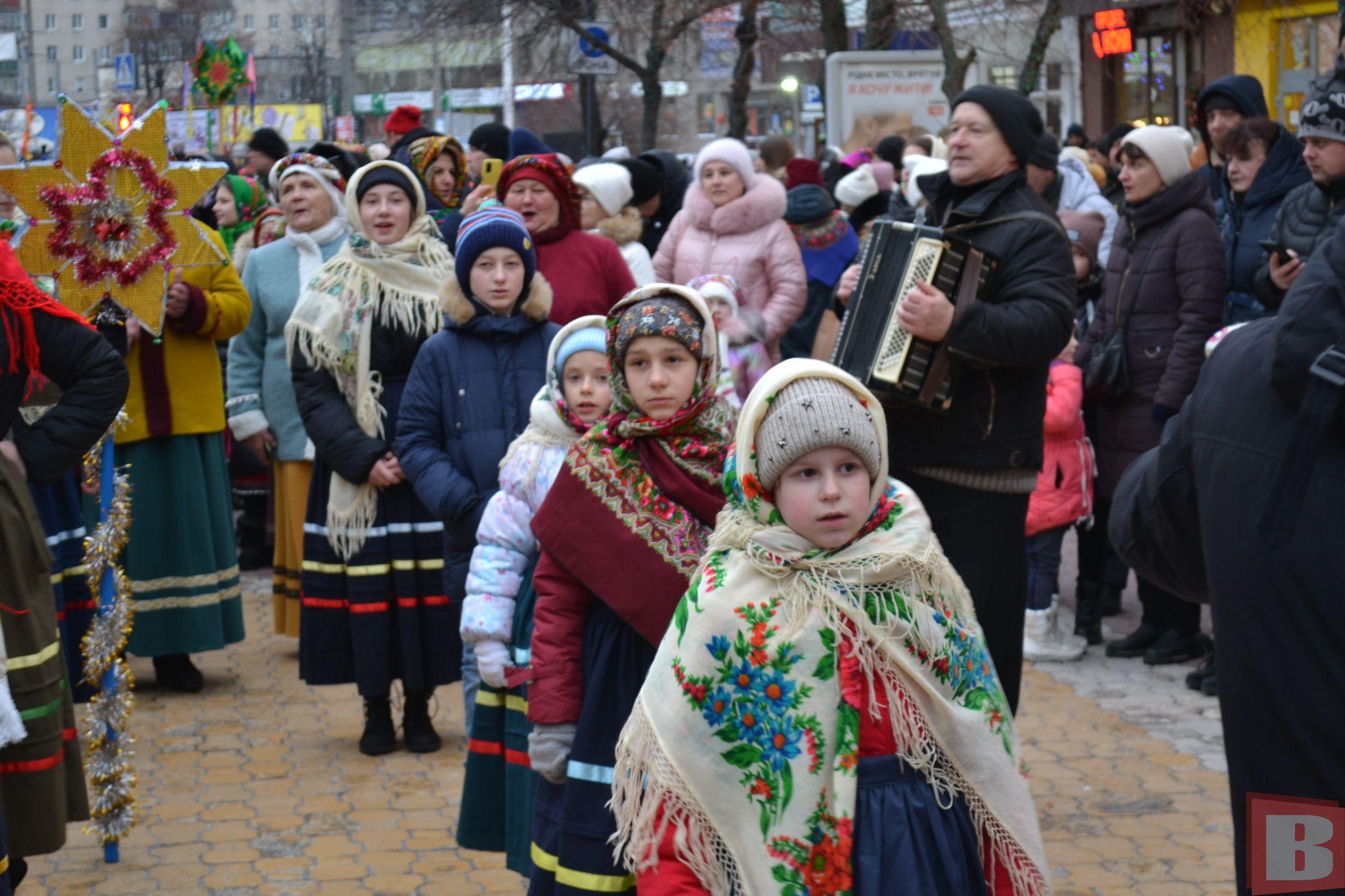 Новини Хмельницького - фото з Парад вертепів на Проскурівській. Дивіться фото та відео