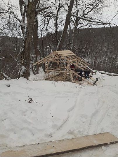 Новини Тернополя - фото з Майструють альтанку: на Тернопільщині з'явиться нове місце для відпочинку