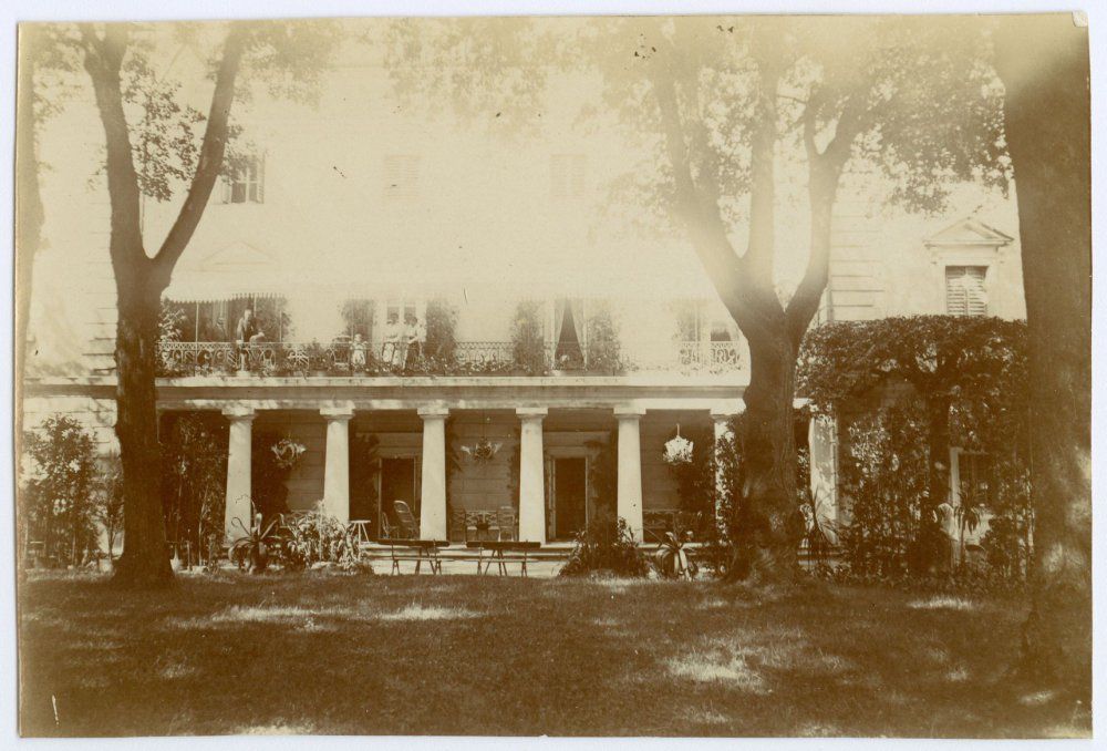 Новини Вінниці - фото з Дворянська садиба Грохольських на П’ятничанах. Рідкісні фото замку і його власників