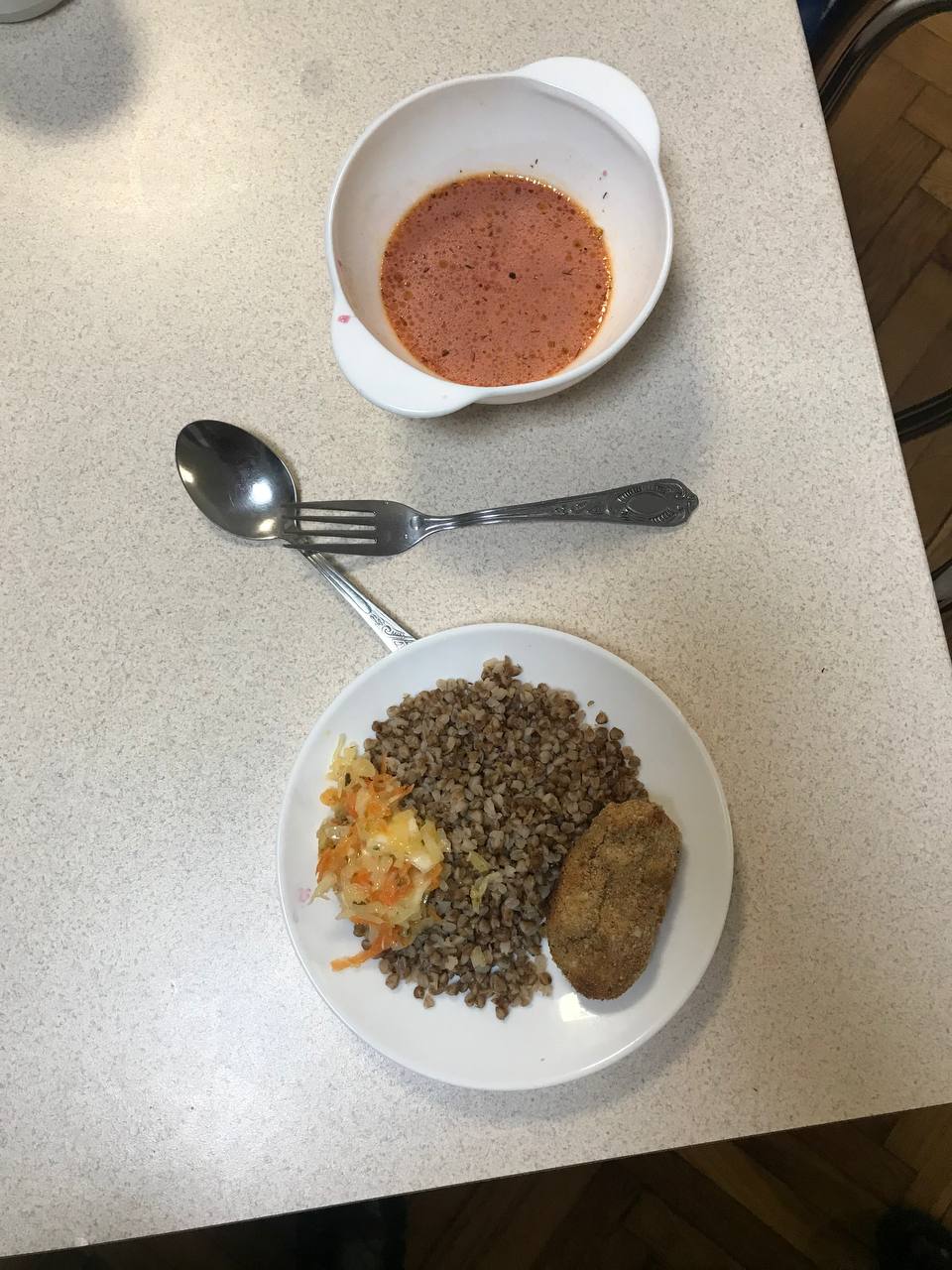 Новини Тернополя - фото з Ми перевірили, як годують у тернопільських школах. А ви знаєте, що їдять ваші діти? (ЕКСКЛЮЗИВ)