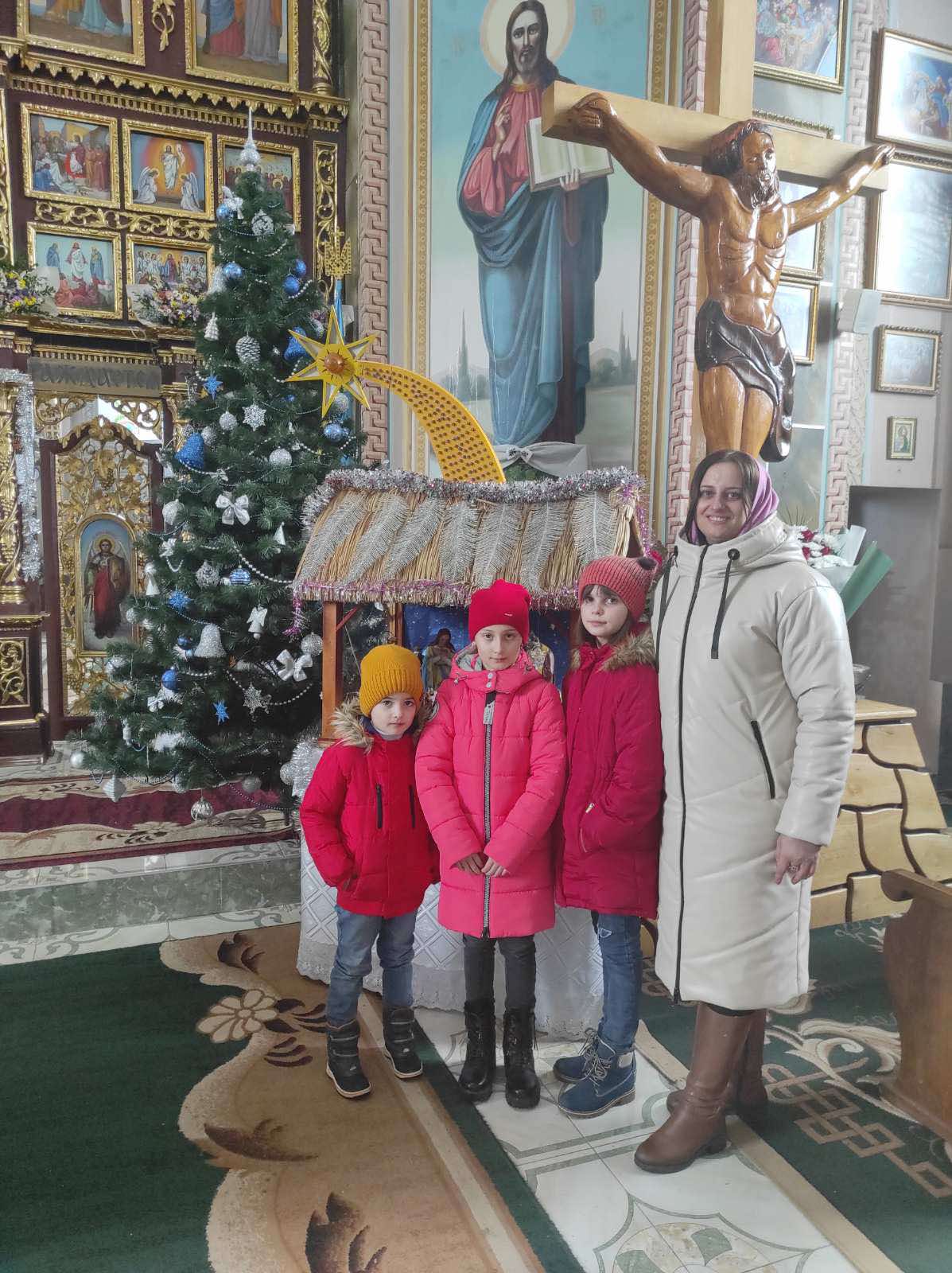 Новини Тернополя - фото з Вони навчили нас любити: три історії родин з Тернопільщини, які взяли на свята дітей із дитбудинків