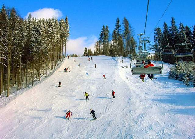 Новини Вінниці - фото з Не лише Буковель та Карпати: куди поїхати на лижі чи сноуборд в Україні Не лише Буковель: куди поїхати на лижі чи сноуборд в Україні - фото 493178