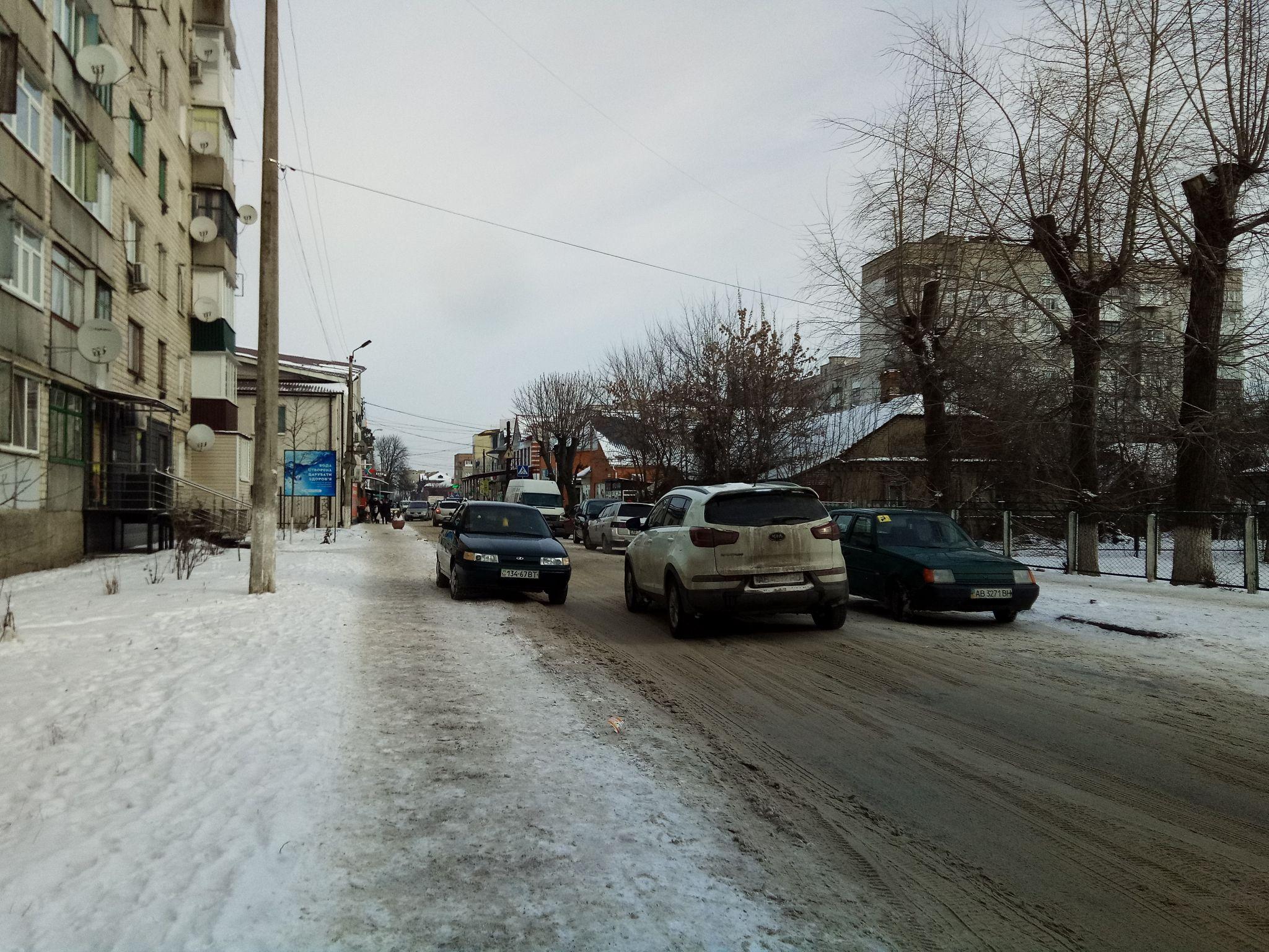 Новини Козятина - фото з Перетворюють вулицю на парковку