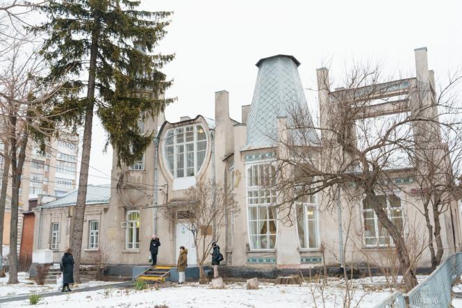 Новини Вінниці - фото з У Вінниці реставрують унікальну будівлю, схожу на корабель — Будинок Длуголенцького