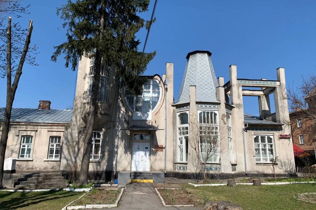 Новини Вінниці - фото з Історія легендарного «будинку-корабля» Длуголенського. Коли реставруватимуть Вінницьку художку?