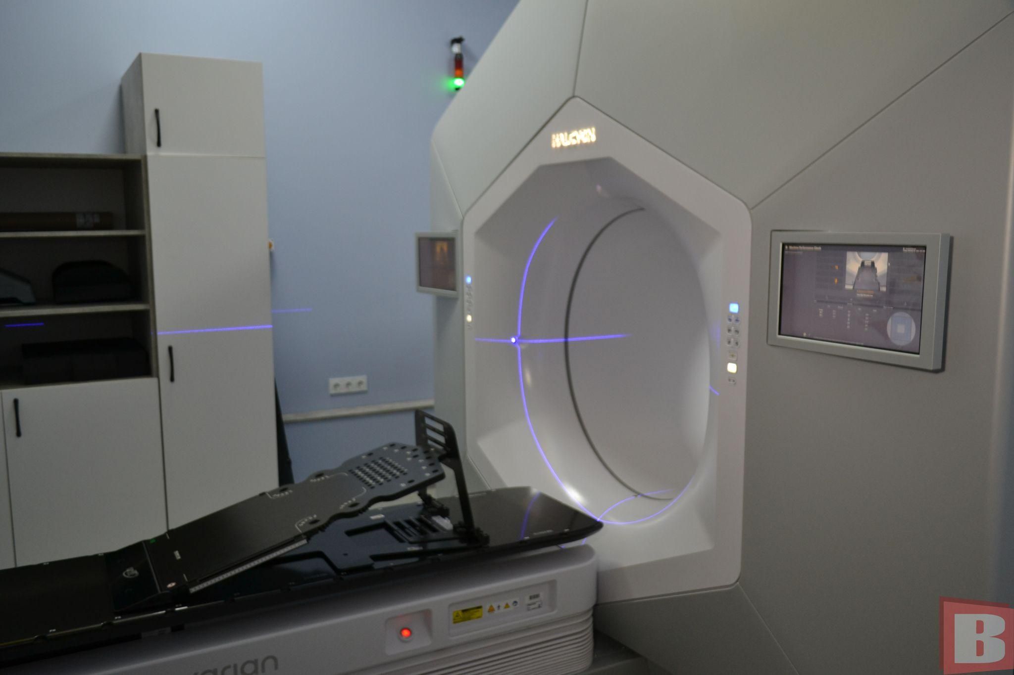 Новини Хмельницького - фото з Лінійний прискорювач встановили у Хмельницькому: навіщо він потрібен та як виглядає