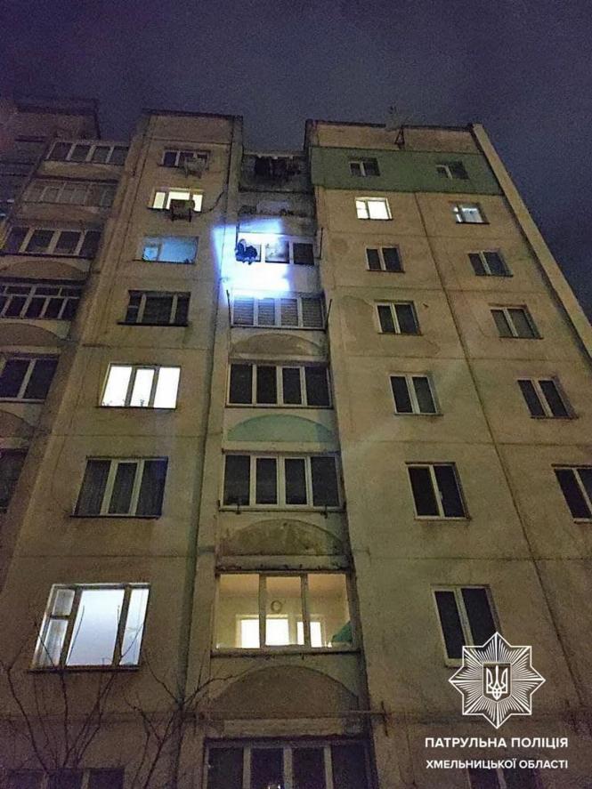 Новини Хмельницького - фото з У Гречанах чоловік випав з вікна 7-го поверху. Врятували мотузки для білизни