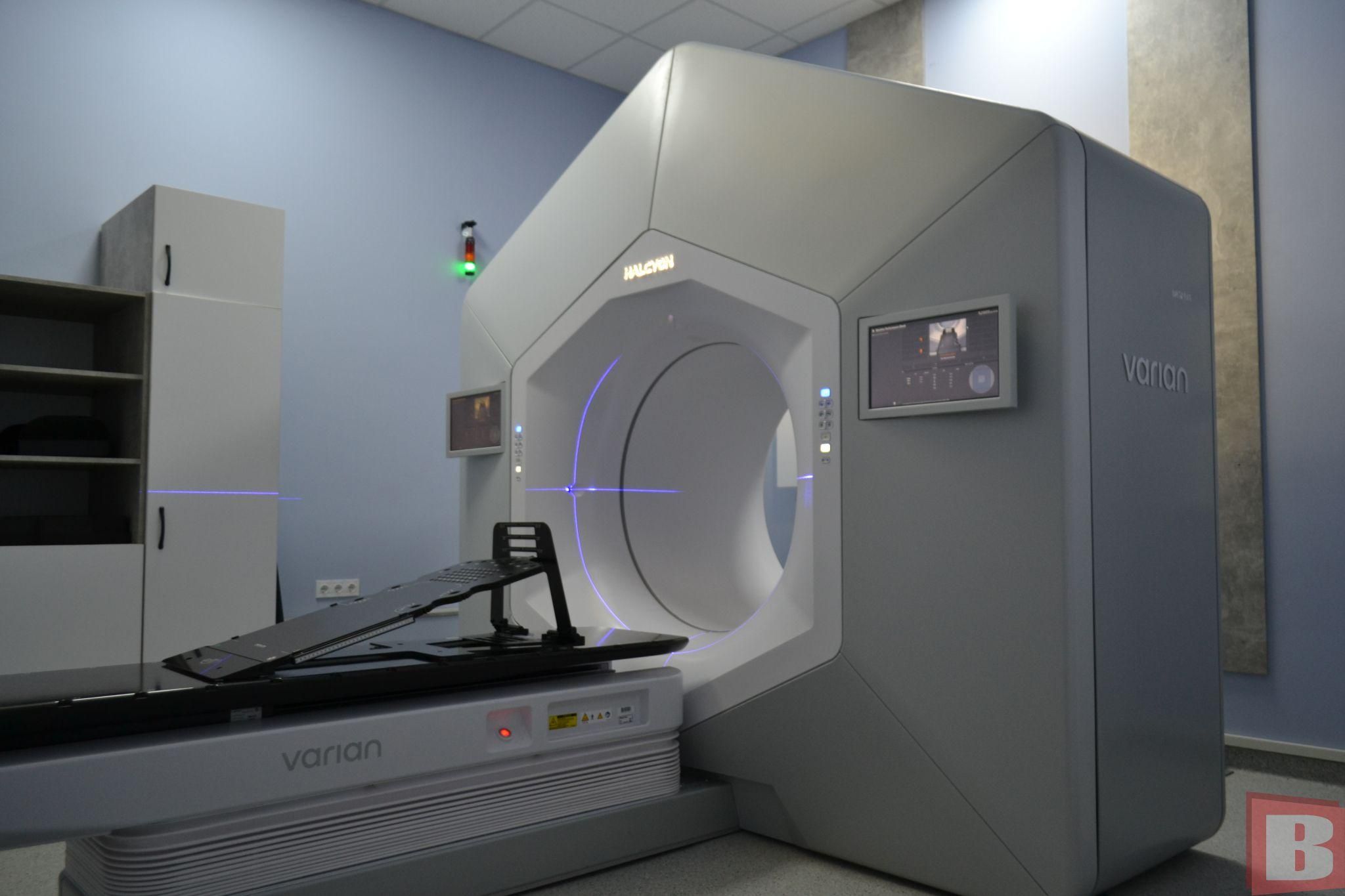 Новини Хмельницького - фото з Лінійний прискорювач встановили у Хмельницькому: навіщо він потрібен та як виглядає