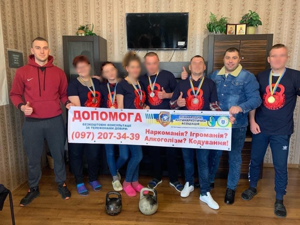 Новини Хмельницького - фото з Програв 15 тисяч доларів за два дні. Зібрали історії хмельничан, які стали ігроманами Нет описания.