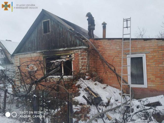 Новини Вінниці - фото з Пожежа у селі Щітки. Опіки отримав 35-річний господар будинку