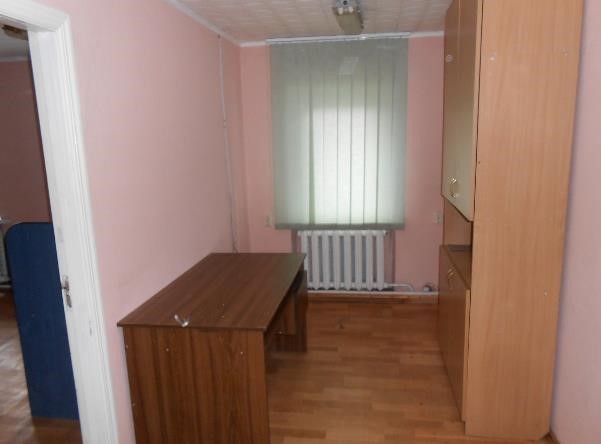 Новини Хмельницького - фото з Приміщення залізничного вокзалу здають в оренду: які та за скільки (ФОТО) Image