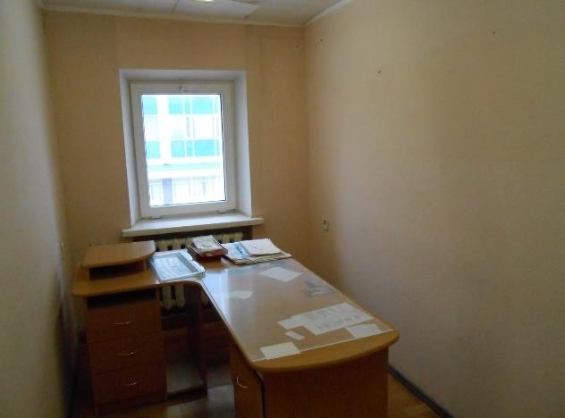 Новини Хмельницького - фото з Приміщення залізничного вокзалу здають в оренду: які та за скільки (ФОТО) Image