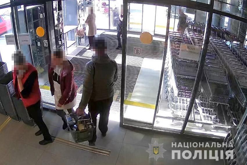 Новини Хмельницького - фото з Крав елітний алкоголь і продукти. На скільки засудили мешканця Хмельниччини