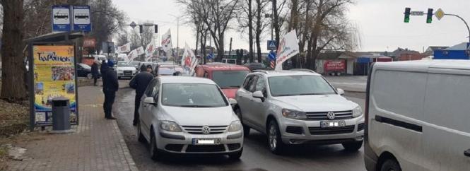 Новини Вінниці - фото з Мітинг підприємців, коло на Коріатовичів та інше важливе за 10 лютого на 20minut.ua Автопробіг SaveФОП. У Вінниці підприємці мітингували проти введення касових апаратів