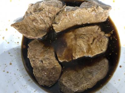 Новини Тернополя - фото з Готуємо разом: яловичина в соусі теріякі та рецепт від політика