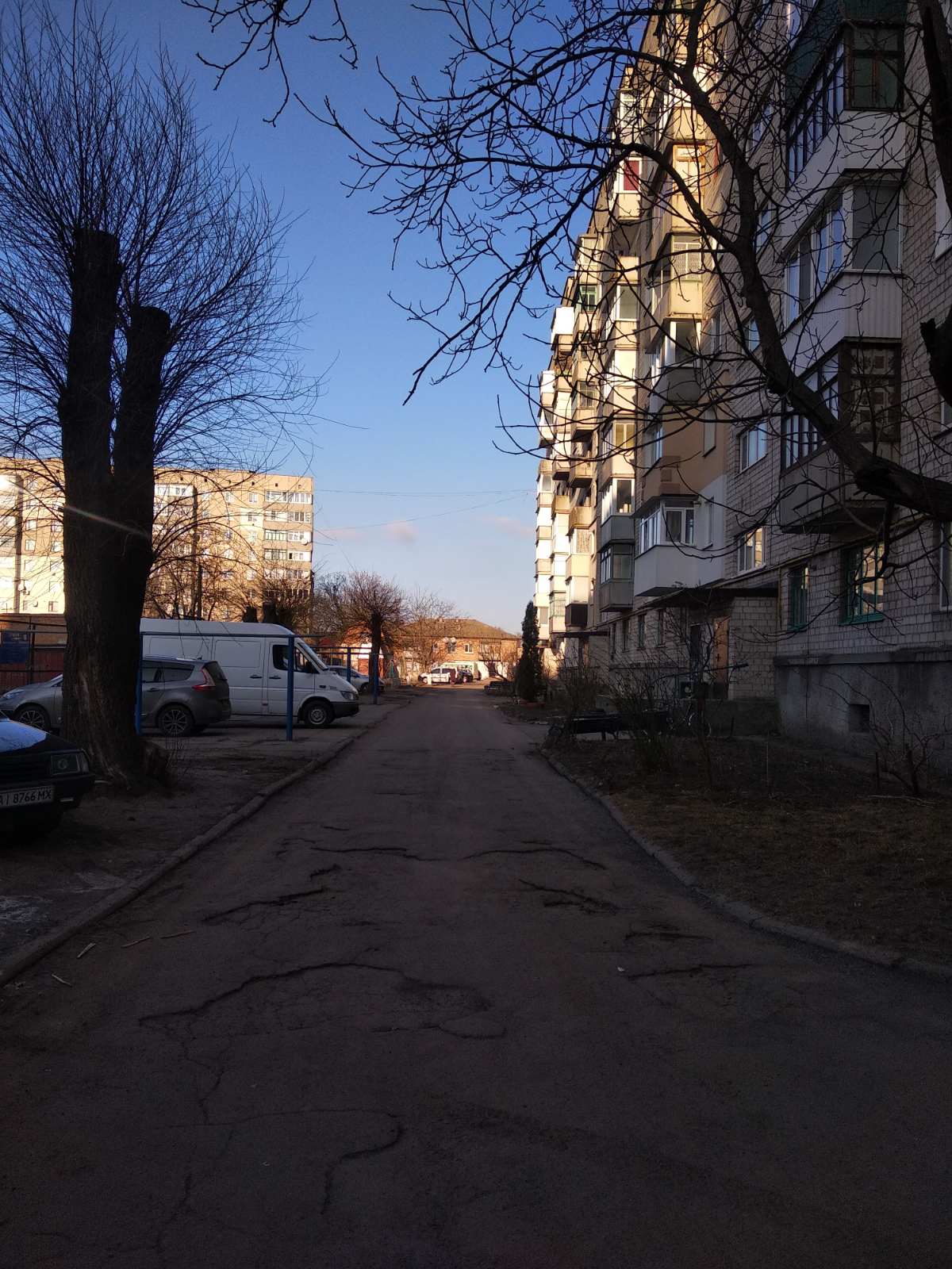 Новини Козятина - фото з Чіплявся і пропонував 300 гривень, щоб показала… У Козятині затримали збочинця