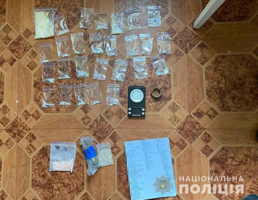 Новини Вінниці - фото з Заробляв близько 100 тисяч гривень в місяць. У Вінниці затримали наркоторгівця