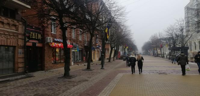 Новини Хмельницького - фото з “Дизайн-код” Проскурівської: як змінились вивіски і хто тепер їх контролює