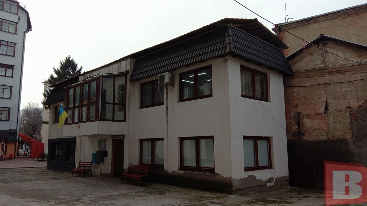 Новини Хмельницького - фото з На Проскурівській виявили самовільну прибудову. Чи можуть знести? (ФОТО)