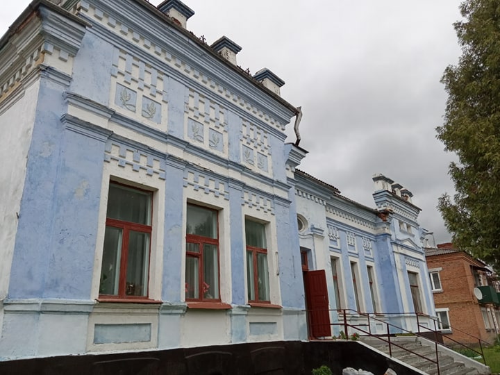 Новини Хмельницького - фото з На Хмельниччині знайшли покупця на особняк початку ХХ століття Image