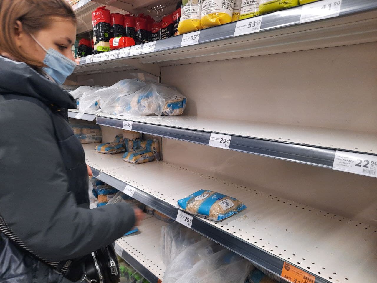 Новини Вінниці - фото з Продукти в магазинах є, банкомати працюють. Що відбувається на вулицях міста