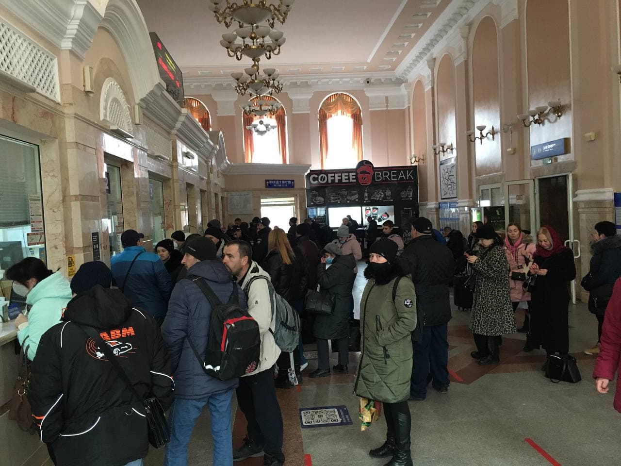 Новини Вінниці - фото з Продукти в магазинах є, банкомати працюють. Що відбувається на вулицях міста