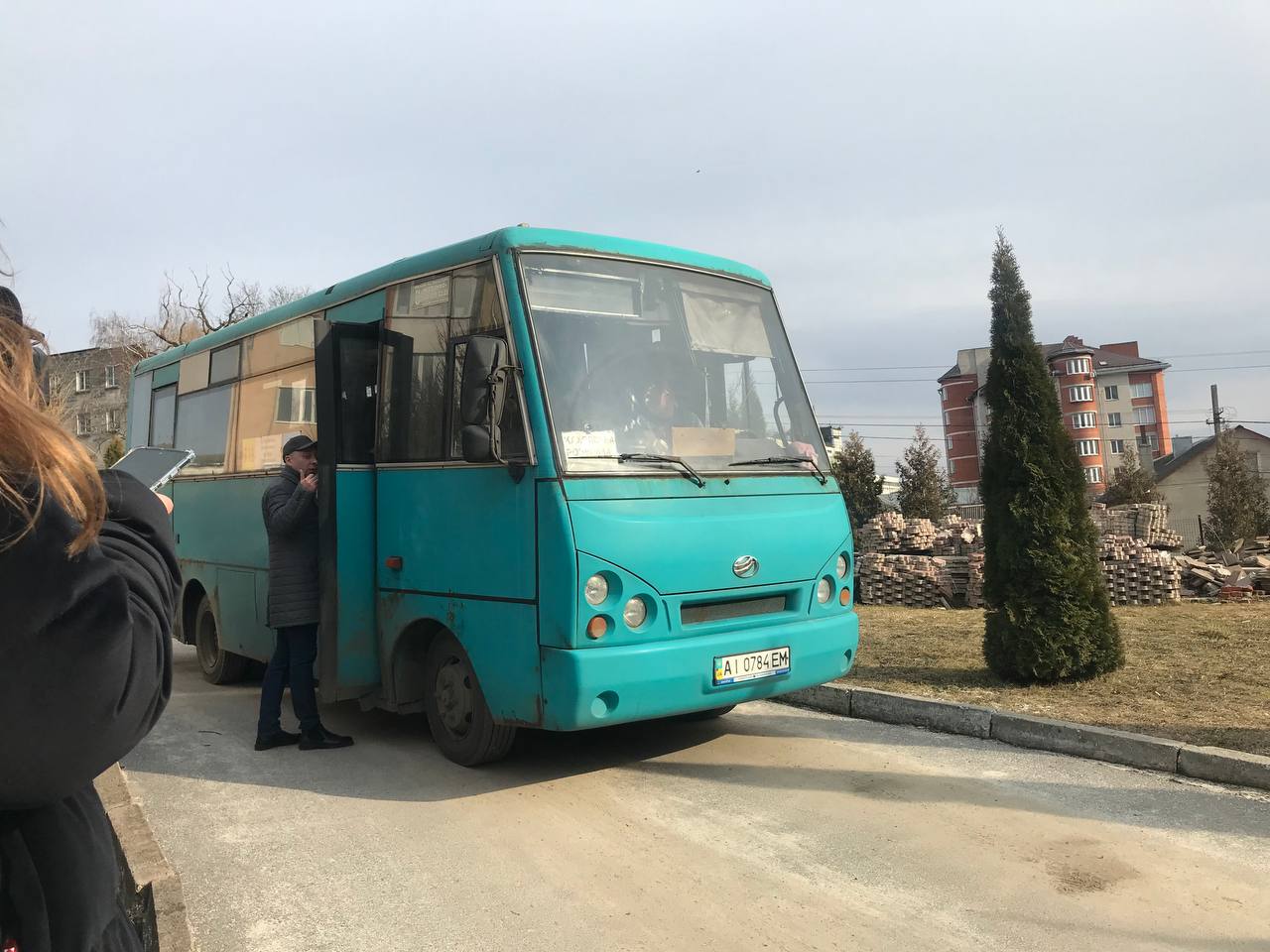 Новини Тернополя - фото з Там страшно, вибухи. Брали лише необхідне: що розповіли переселенці зі "гарячих" територій?