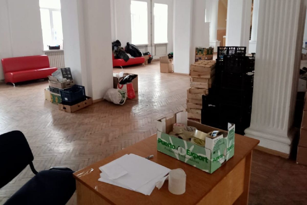 Новини Тернополя - фото з Волонтери з Тернополя шукають приміщення для збору допомоги