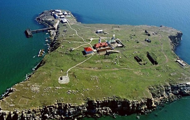 Захисники острова Зміїний можуть бути живими - ДПСУ - Korrespondent.net