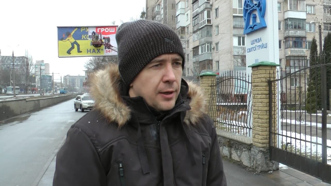 Новини Вінниці - фото з «Русский корабль, иди ...»: у Вінниці розмістили білборди з дороговказом для ворога