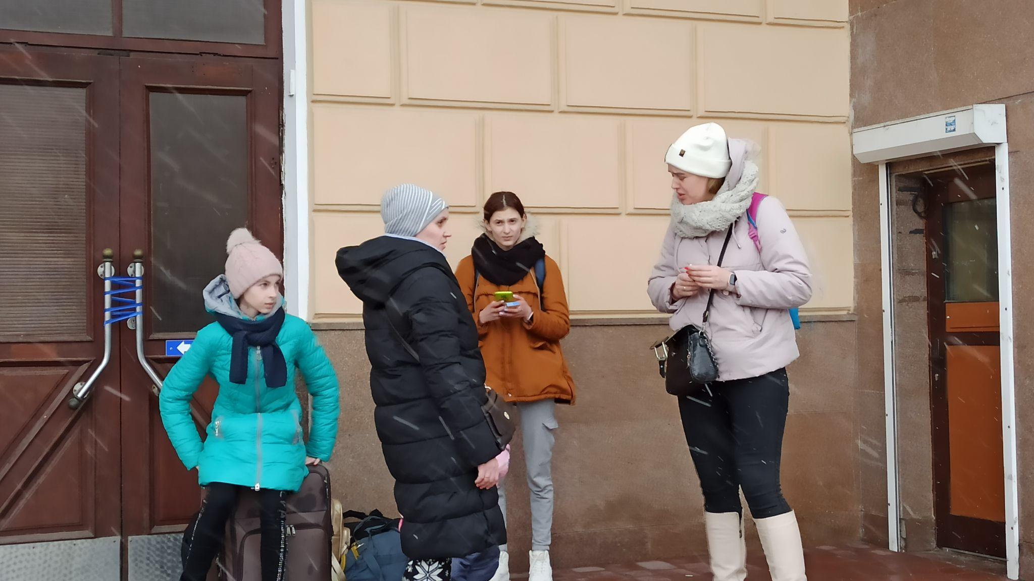 Новини Тернополя - фото з Не очікували, що тут настільки гостинно. Як Тернопіль зустрів переселенців з Харкова (РЕПОРТАЖ)