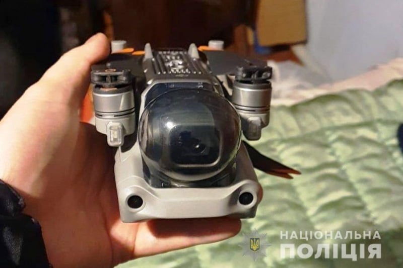 Новини Вінниці - фото з У Вінниці знімали квартиру п'ять диверсантів з Донецької області. Їх передали СБУ Немає опису світлини.