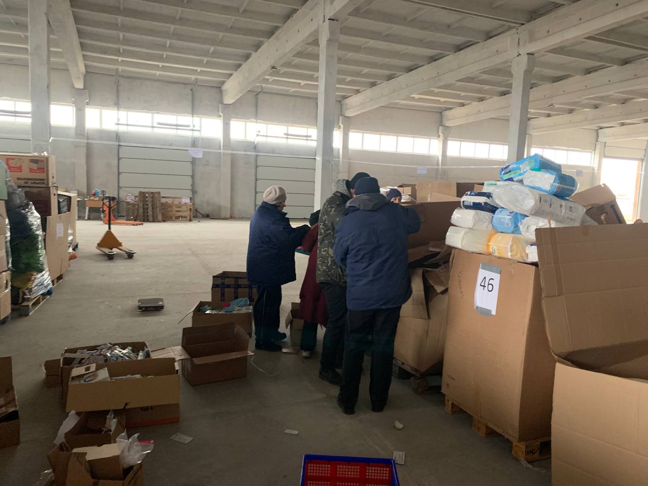 Новини Хмельницького - фото з Хмельниччина відправила постраждалим від війни регіонам 180 тонн гуманітарної допомоги