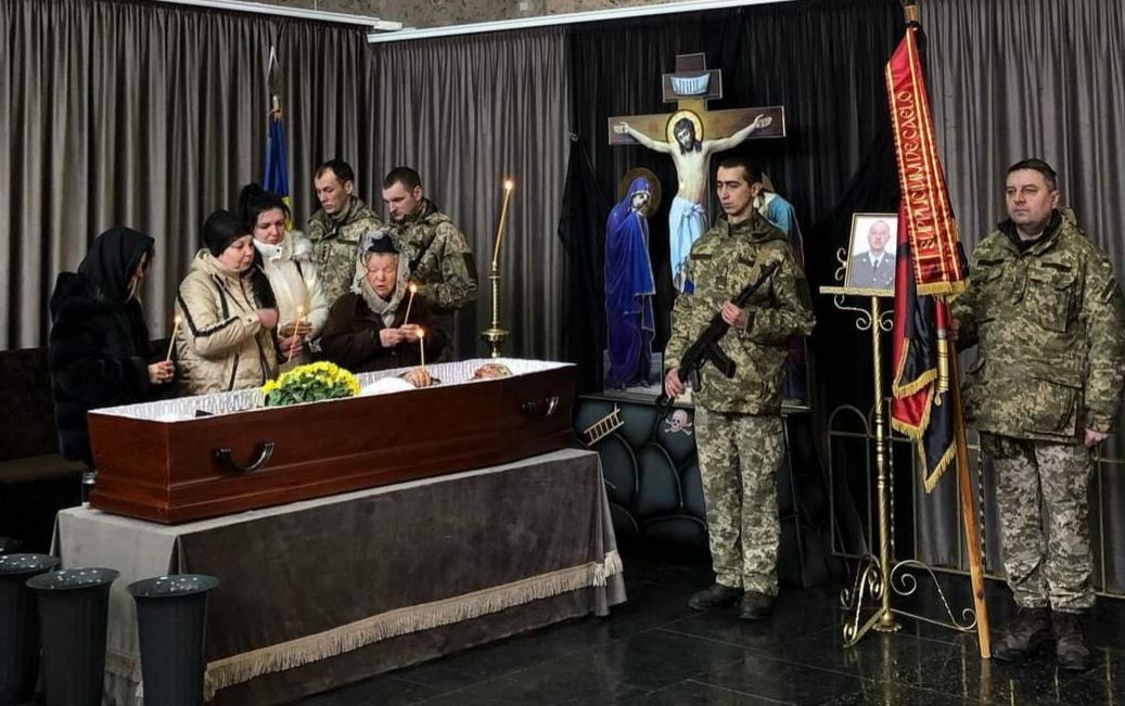 Новини Хмельницького - фото з У Хмельницькому попрощалися із військовим Сергієм Вівдичем