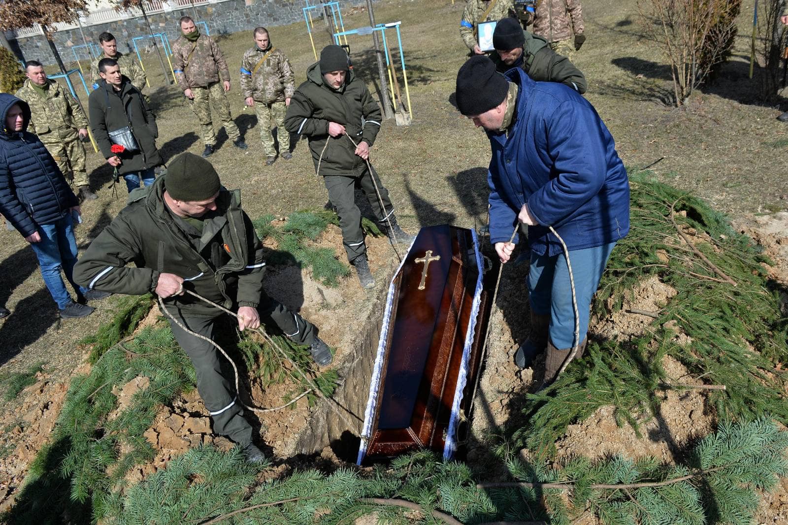 Новини Житомира - фото з Житомир поховав ще одного загиблого Героя