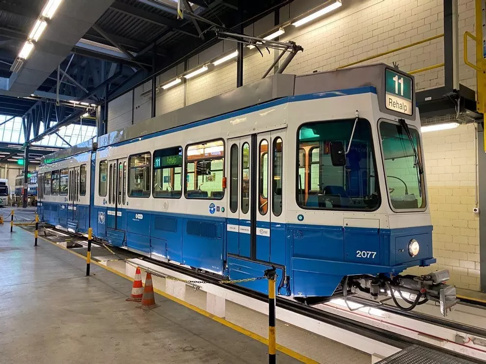 Новини Вінниці - фото з По Цюриху їздять трамваї солідарності з Україною. Їх восени мають передати до Вінниці