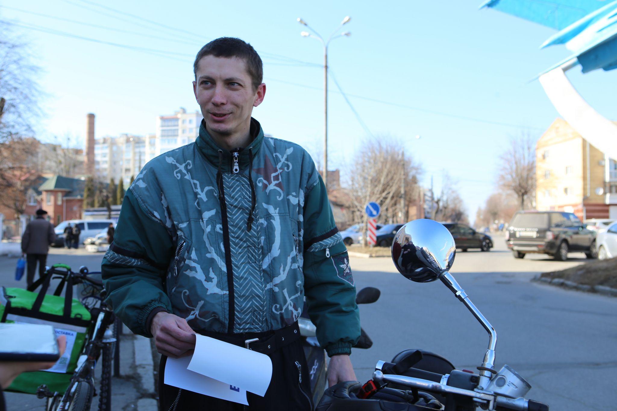 Новини Вінниці - фото з Допомагають пенсіонерам, лікарям і не тільки. Вінничани створили спільноту волонтерів-кур’єрів