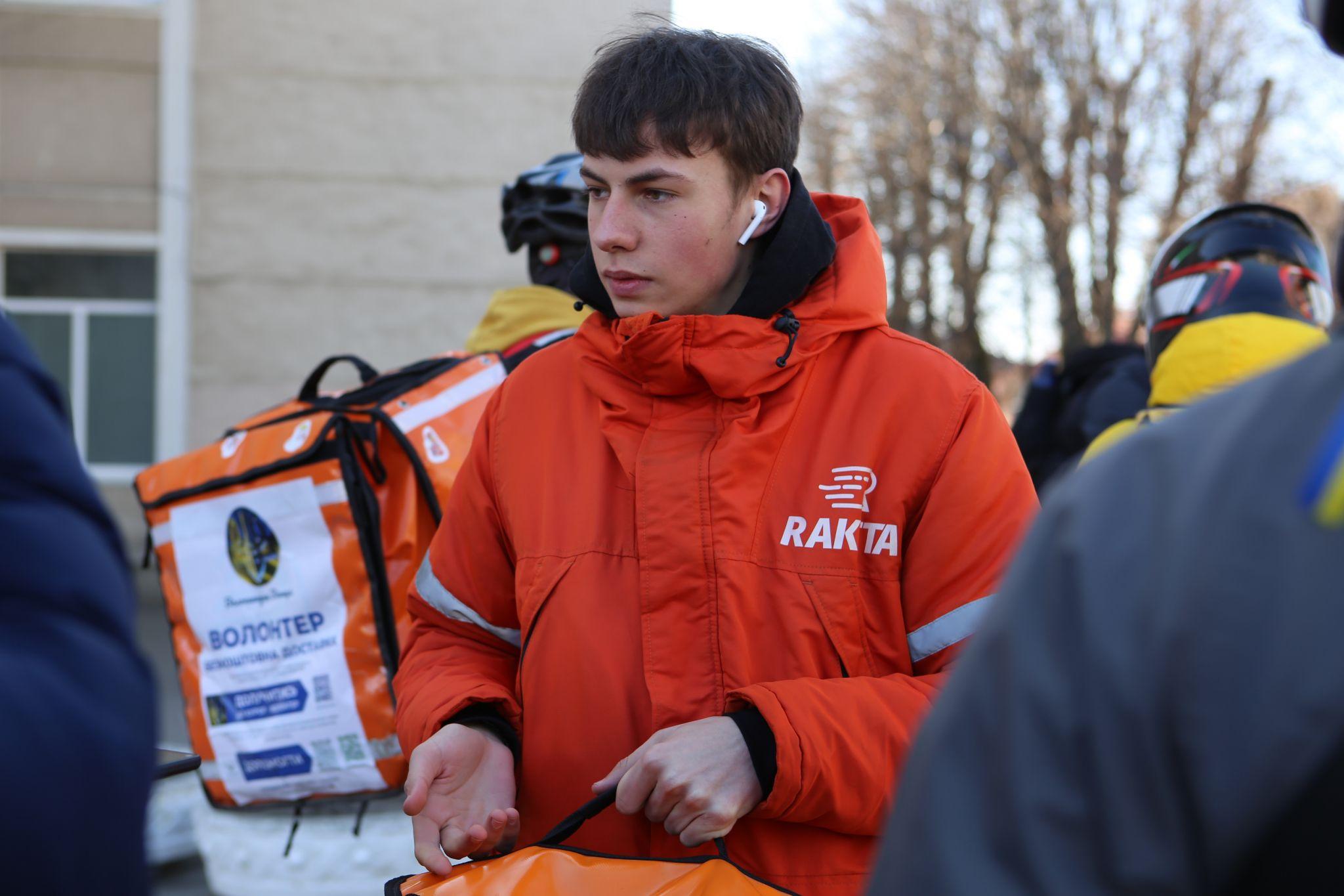 Новини Вінниці - фото з Допомагають пенсіонерам, лікарям і не тільки. Вінничани створили спільноту волонтерів-кур’єрів