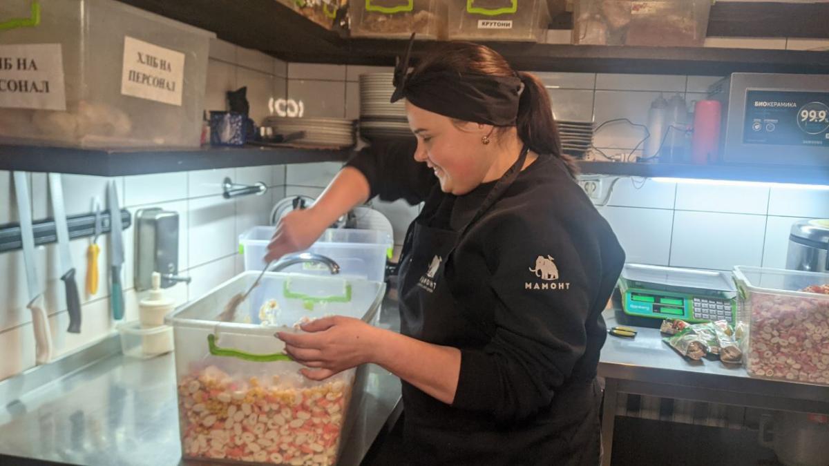 Новини Тернополя - фото з Менеджери, медики, веб-дизайнери і не тільки. Волонтерять у Тернополі як місцеві, так і переселенці