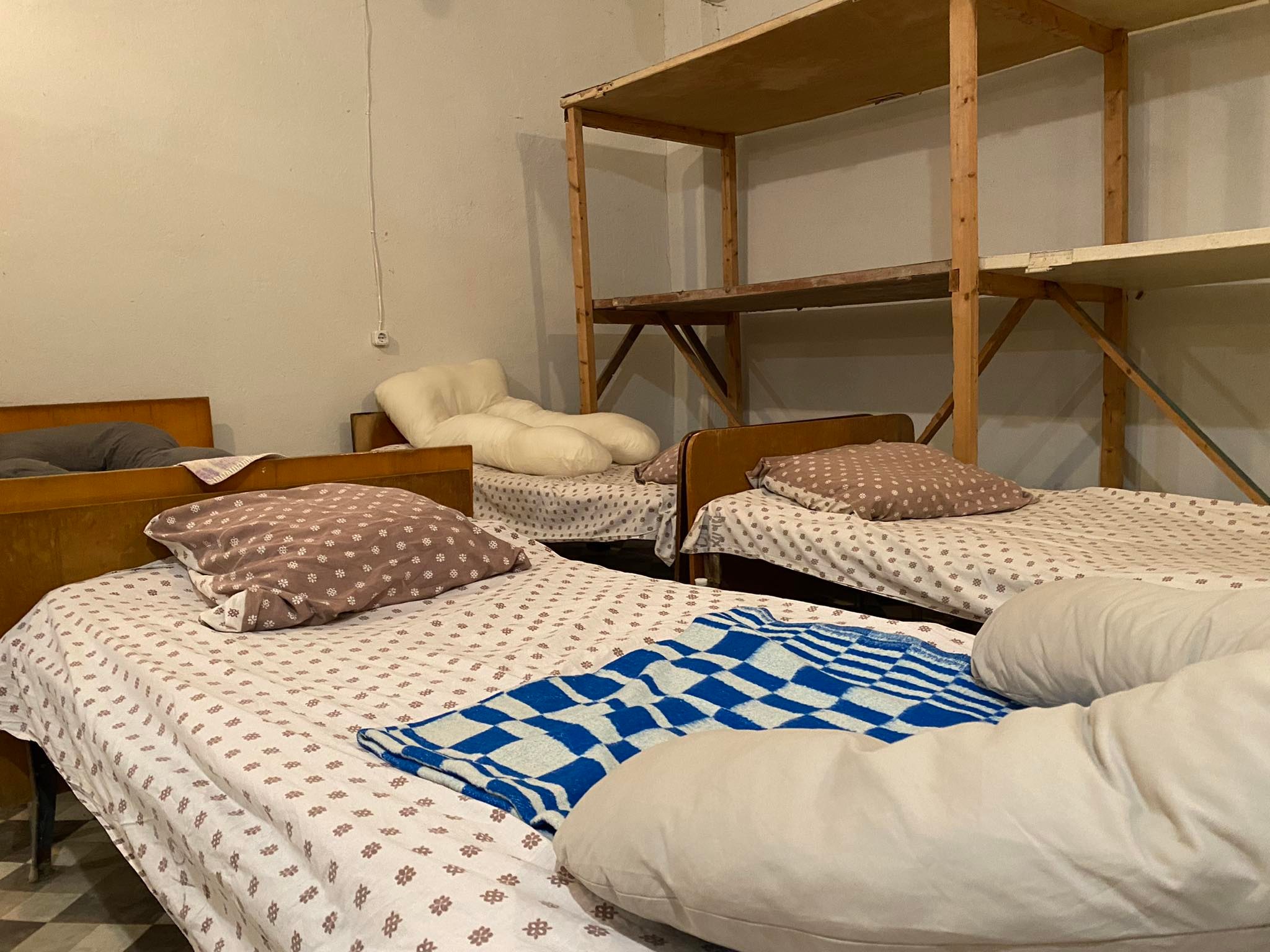 Новини Хмельницького - фото з Куди ведуть вагітних під час сирени в Хмельницькому: показуємо і розповідаємо Нет описания.