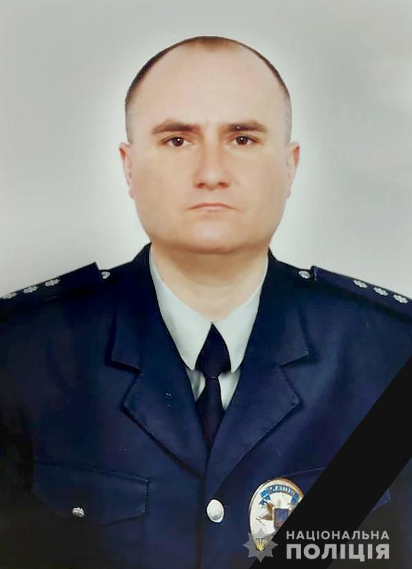 Новини Тернополя - фото з У Тернополі прощаються із загиблим співробітником управління поліції охорони Анатолієм Адамовим