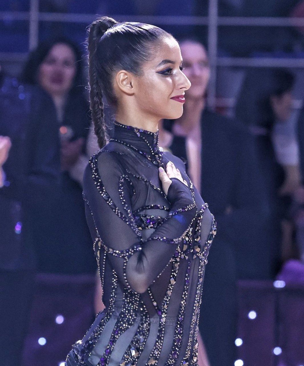 Новини Тернополя - фото з Поки танцюю – я живу! Історія дівчини з Харкова, яка знайшла прихисток у Тернополі. Бачили її танець біля Ставу?