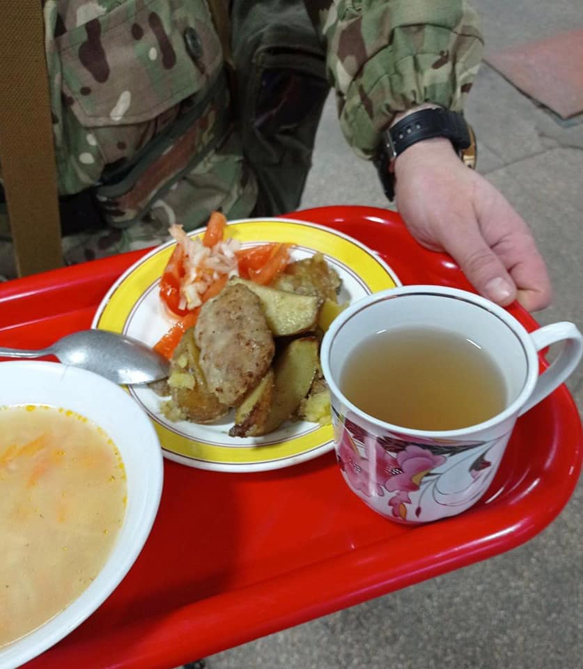 Новини Вінниці - фото з Готувала для школярів, тепер — для військових. Розповідаємо про героїв тилу