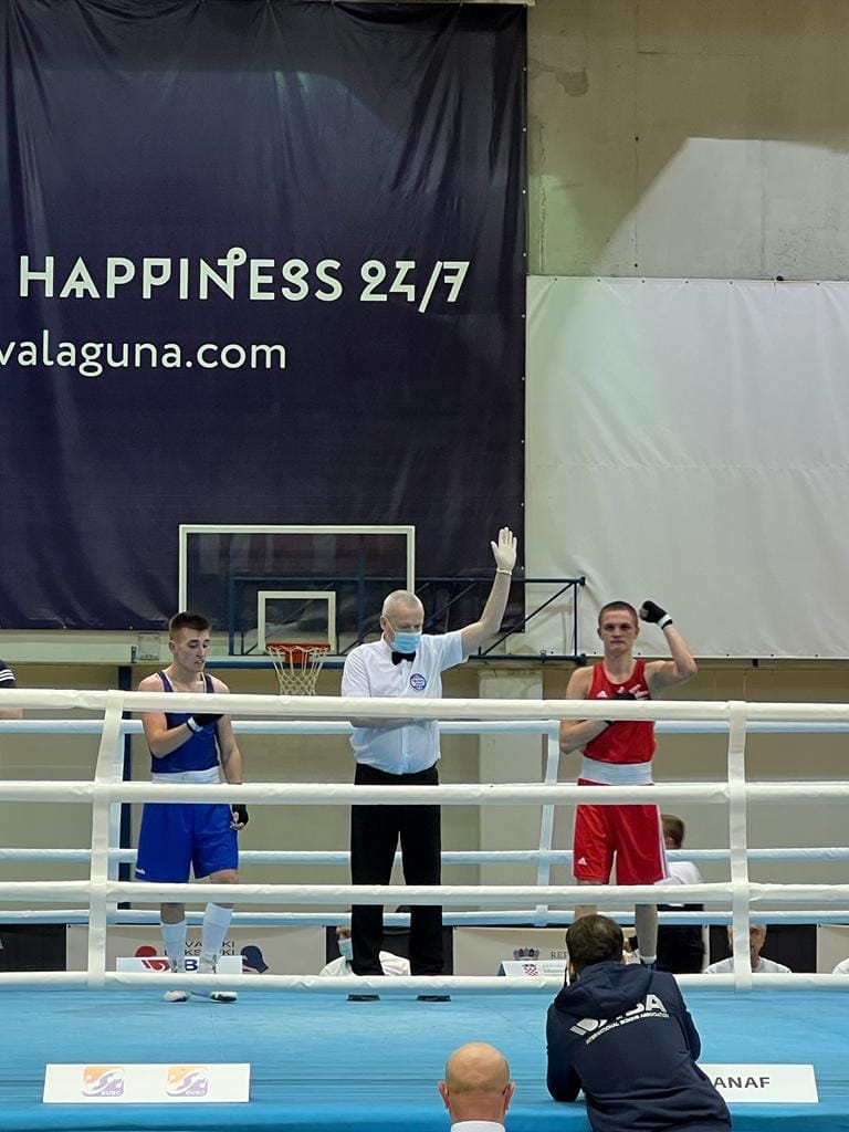 Новини Вінниці - фото з Вінницький боксер Максим Власюк здобув срібло чемпіонату Європи і виконав «міжнародника»