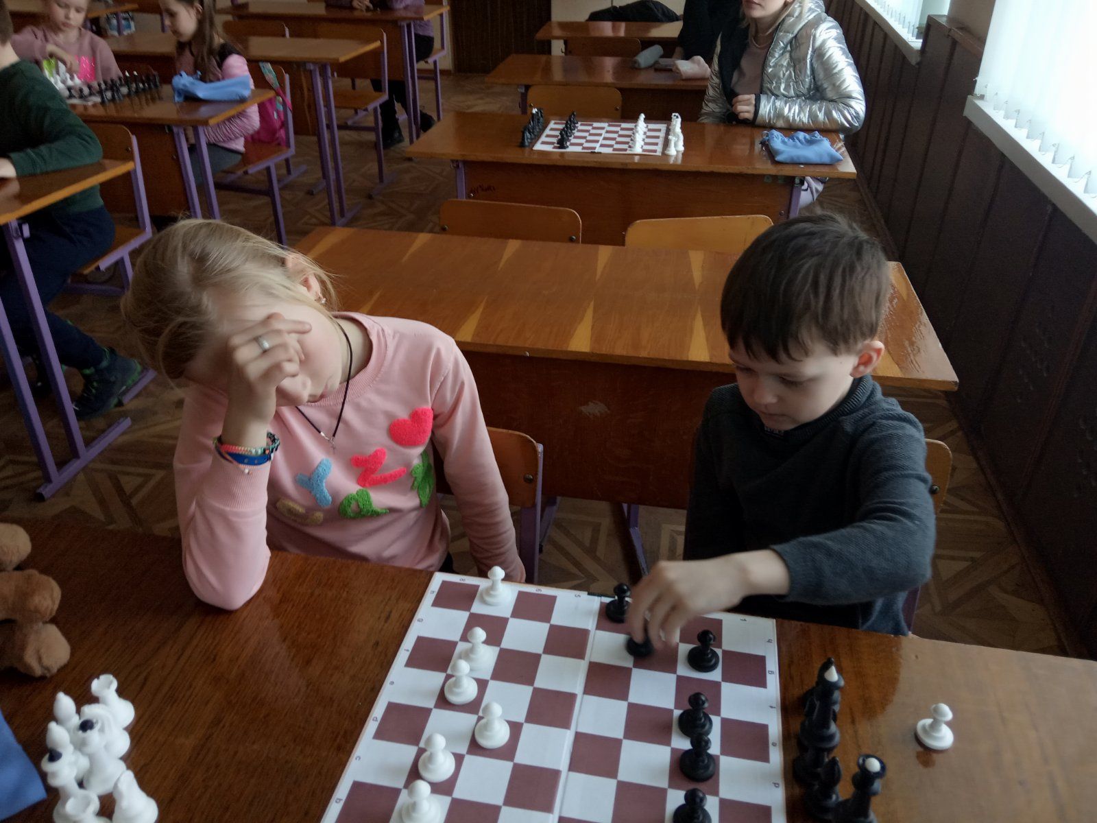 Новини Вінниці - фото з Юних переселенців із Маріуполя, Чернігова, Сум і Харкова познайомили з азами шахів