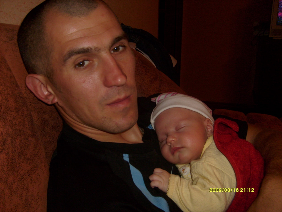 Новини Вінниці - фото з У боях за Україну загинув вінничанин Олександр Реньгач. Сиротою залишилась донька