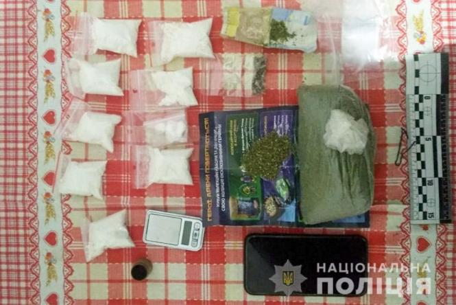 Новини Хмельницького - фото з Хмельницька поліція вилучила наркотиків на 2,5 мільйона гривень
