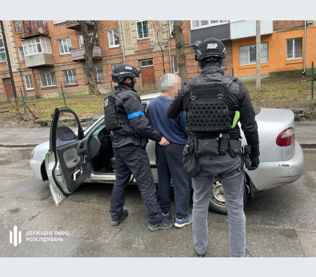 Новини Хмельницького - фото з Затримали трьох хмельницьких військових, які переправляли втікачів від армії за кордон